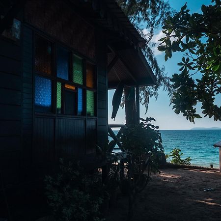 Swiss Cottage Tioman Kampong Ayer Batang Exteriér fotografie