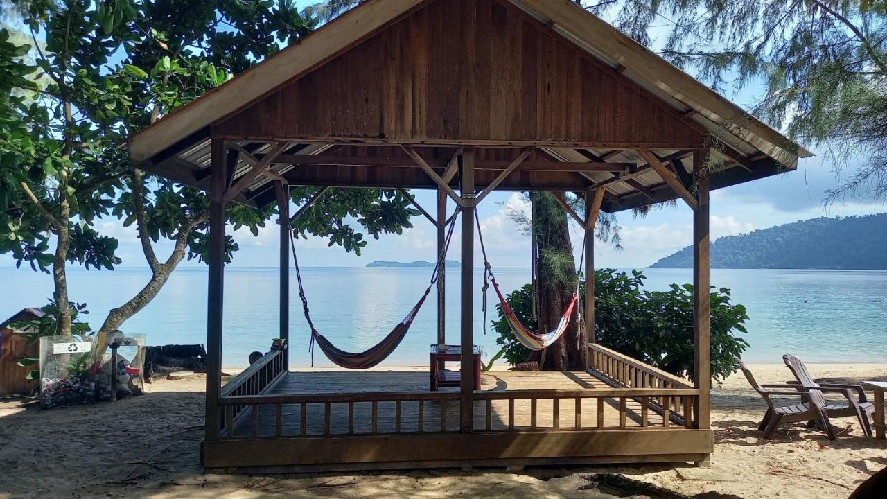 Swiss Cottage Tioman Kampong Ayer Batang Exteriér fotografie